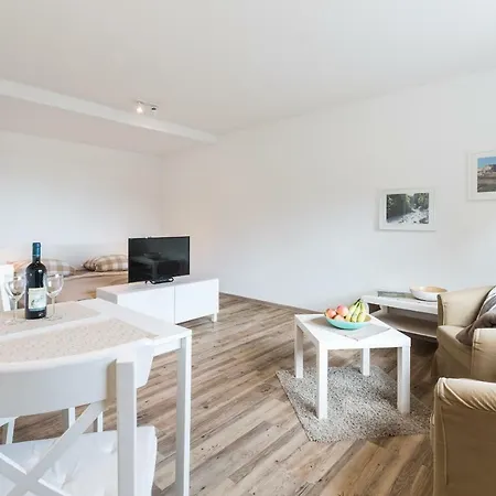 Ferienapartment Fuchsfarm * Hirschegg (Vorarlberg)